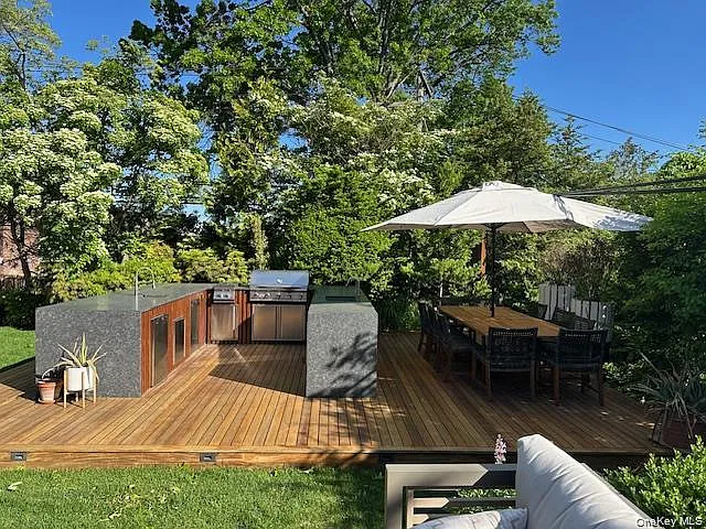 120 Longfellow Rd — Photo 15