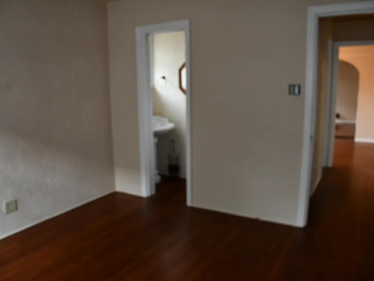 480 S Washington St — Photo 7