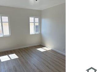1952 1/2 W Imperial Hwy, Los Angeles, CA 90047