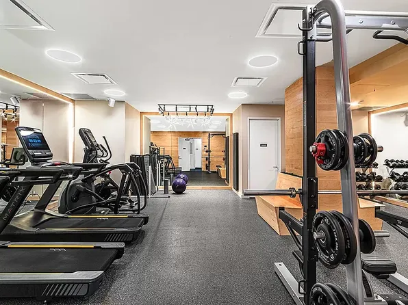 550 West 29th Street 9AFL image 9 of 10