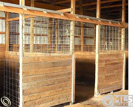 barn3.JPG