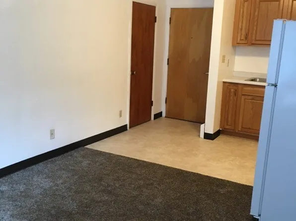 705MAI, 705 W Main St #093ce2529, Urbana, IL 61801