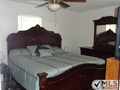 4th image of 2309 S 40th St
