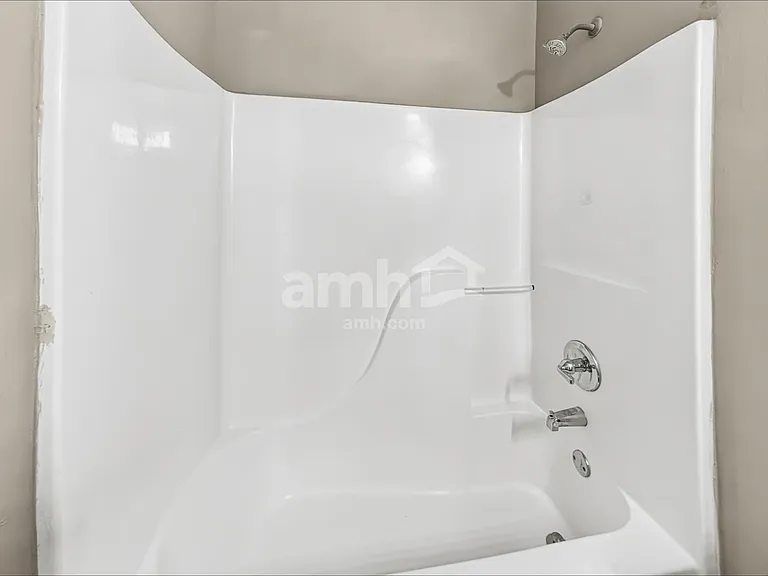 1300 Wilkes Crest Dr — Photo 14