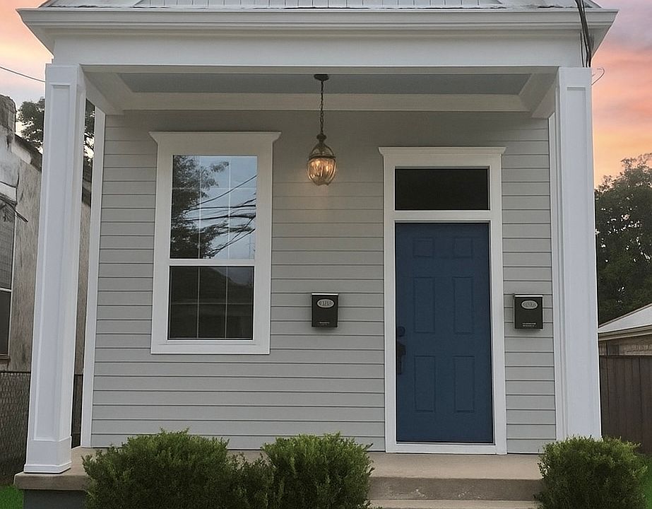 1st image of 2028 Burdette St