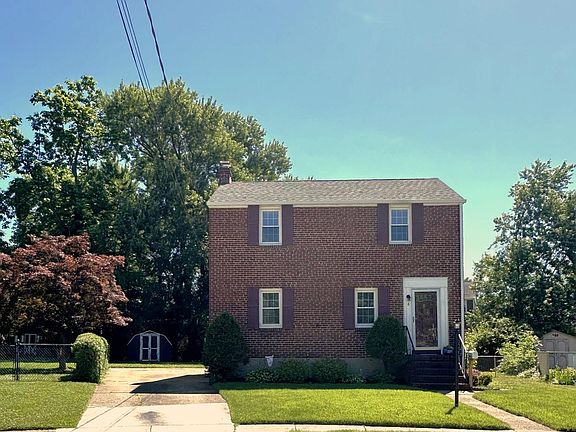 2nd image of 6 Vilone Pl