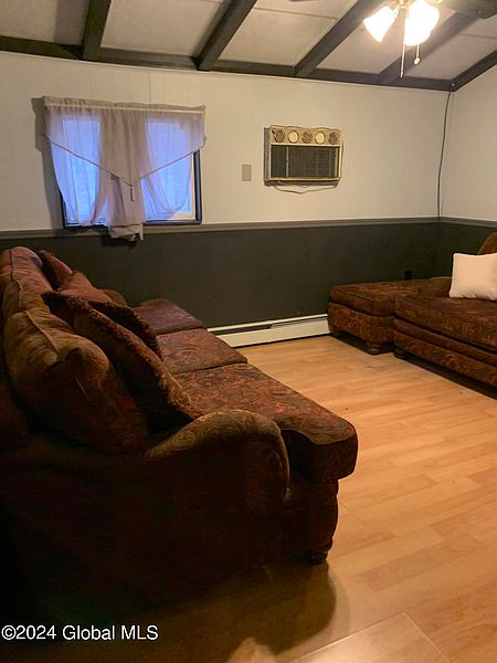 5th image of 6 105 Street