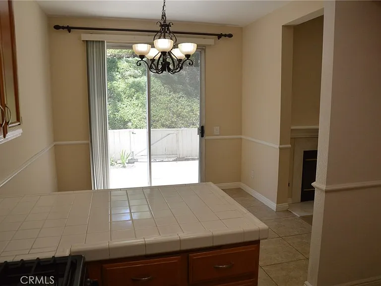 227 Chandon — Photo 9