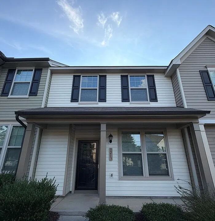 3213 Warm Springs Ln