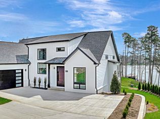 602 Players Ridge Rd, Hickory, NC 28601