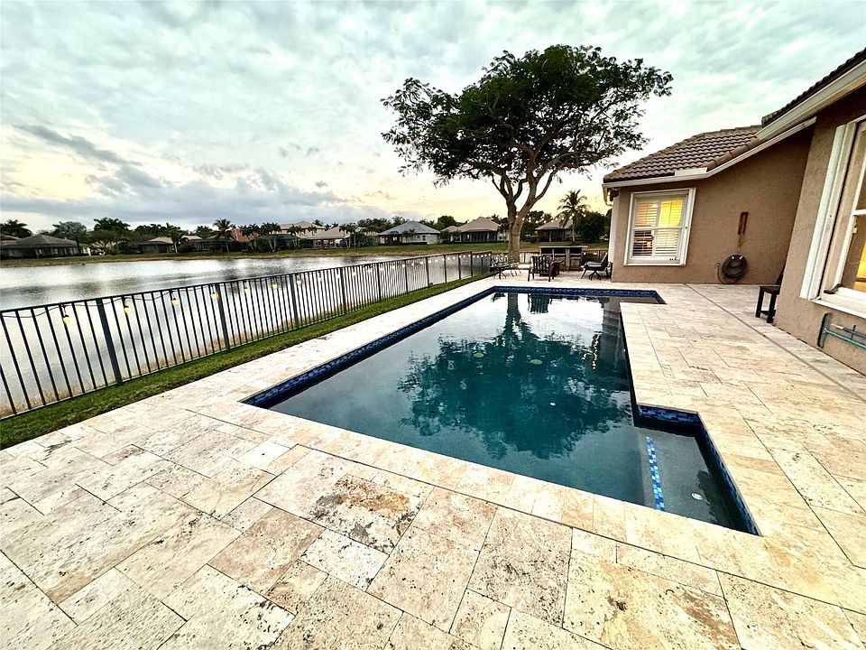 1st image of 6348 NW 107th Terrace