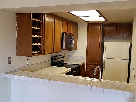 3rd image of 3727 Balboa Ter Unit D
