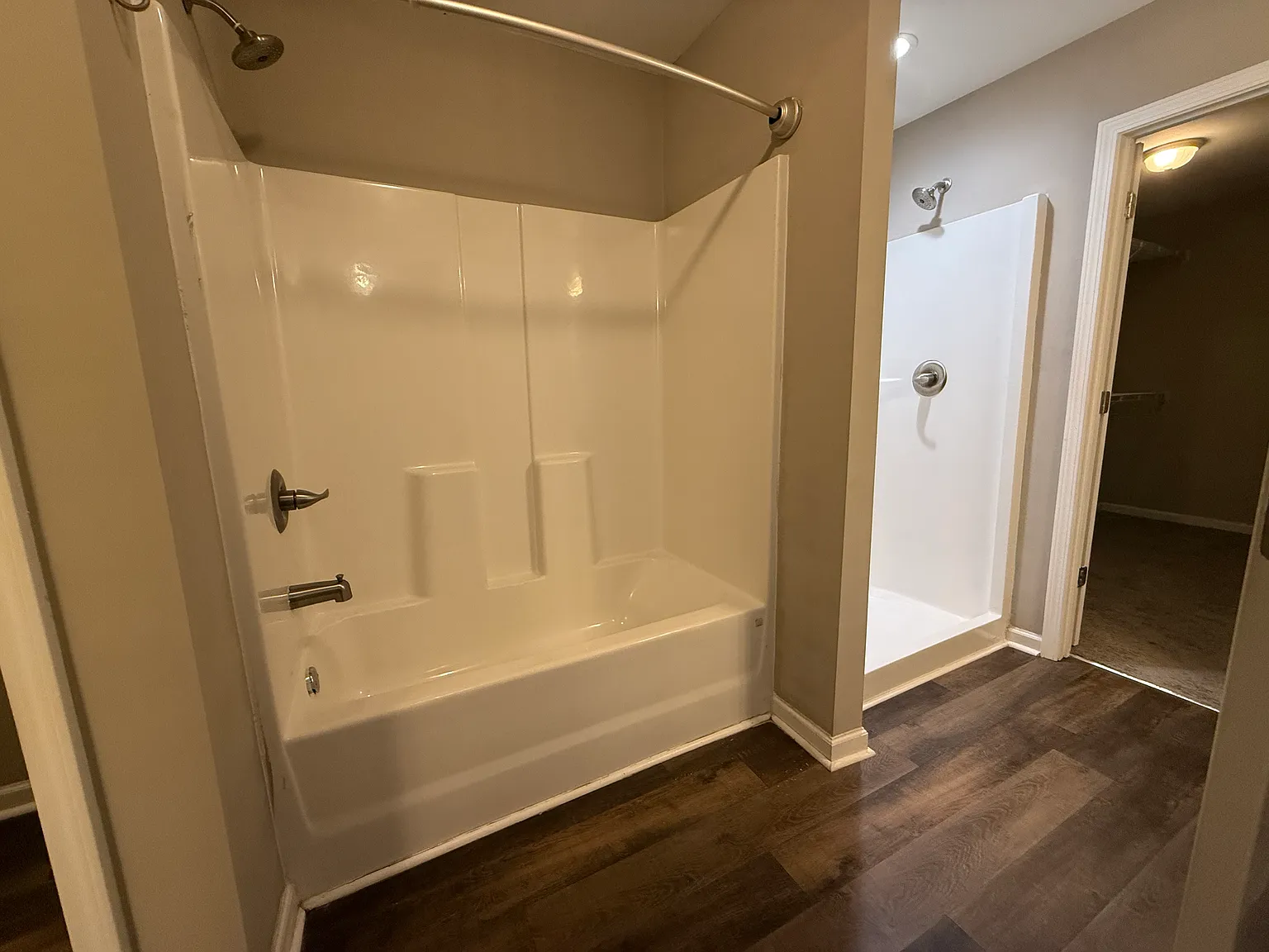 2 bed, 1760 sqft, $1,800 — Photo 4
