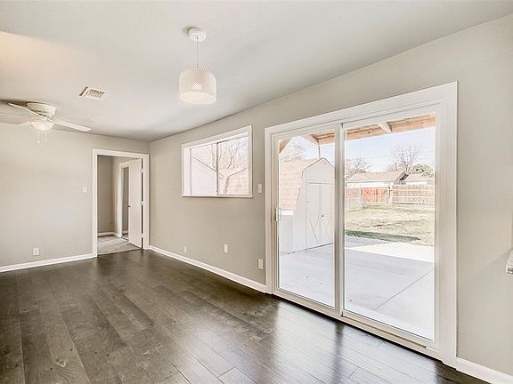 5th image of 4304 Valentine St