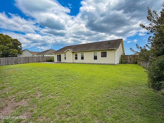 2nd image of 205 Wynbrookee Ln