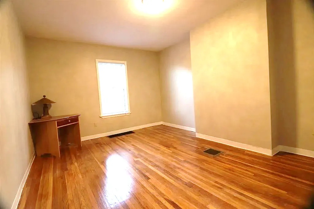 2 bed, 1201 sqft, $2,500 — Photo 4