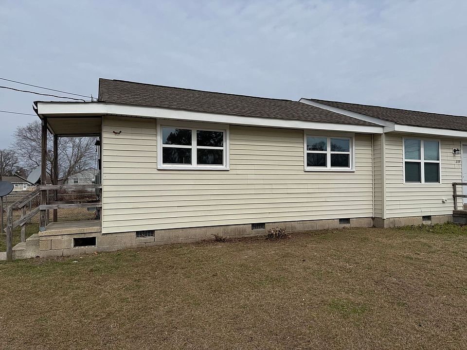 1st image of 313 Starling St