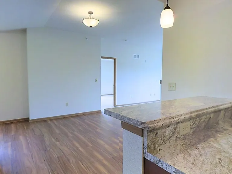 645 Cedar Bluffs Way #39 — Photo 12