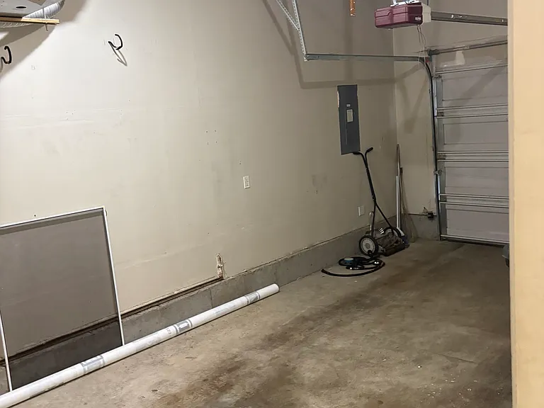 17644 SW Lawton St — Photo 19
