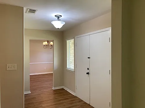 4210 Langley Ave — Photo 7