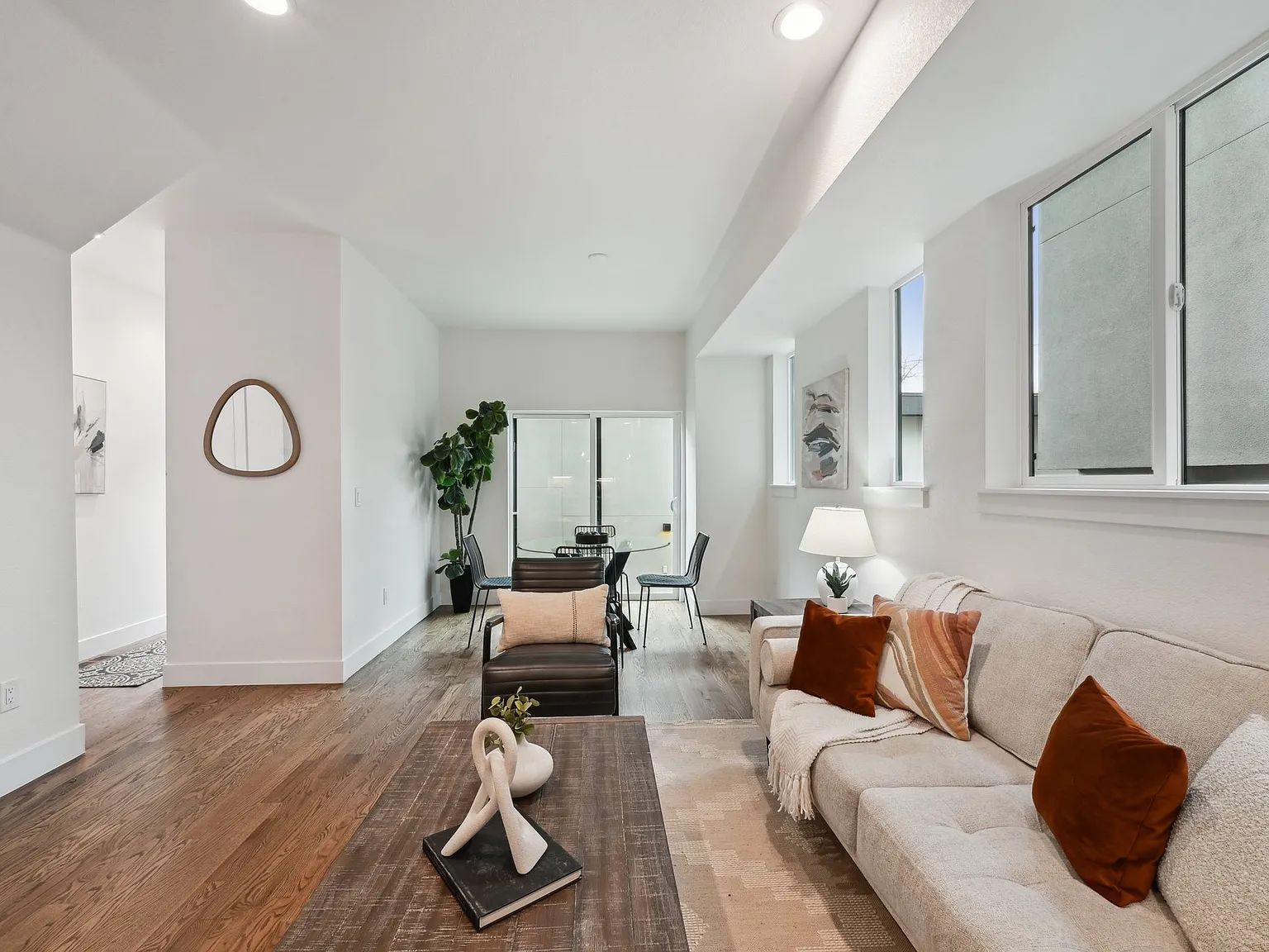 1240 N Tennyson St — Photo 4
