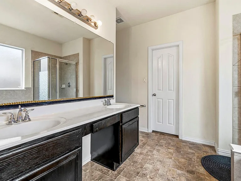 8203 Loetsch Ridge Way — Photo 18