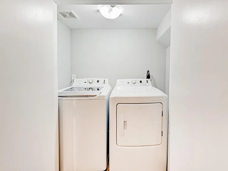 1017 N Lane St #A — Photo 12