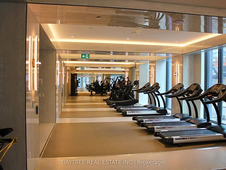8 Wellesley St W #1502 — Photo 4