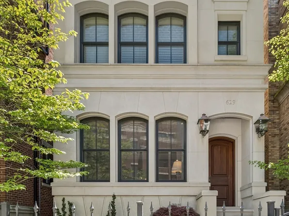 629 W Schubert Ave, Chicago, IL 60614