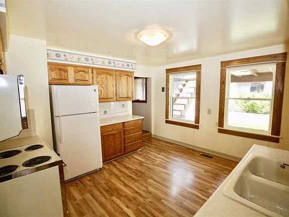 5th image of 1529 E Liberty Ave