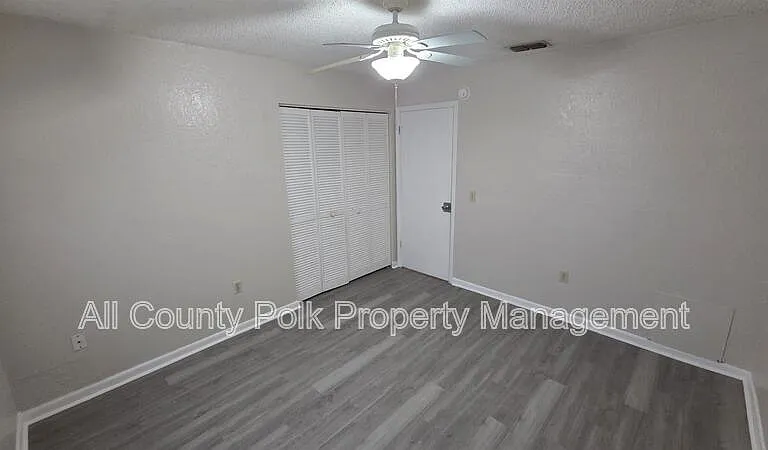 110 Stephenson Ave — Photo 9