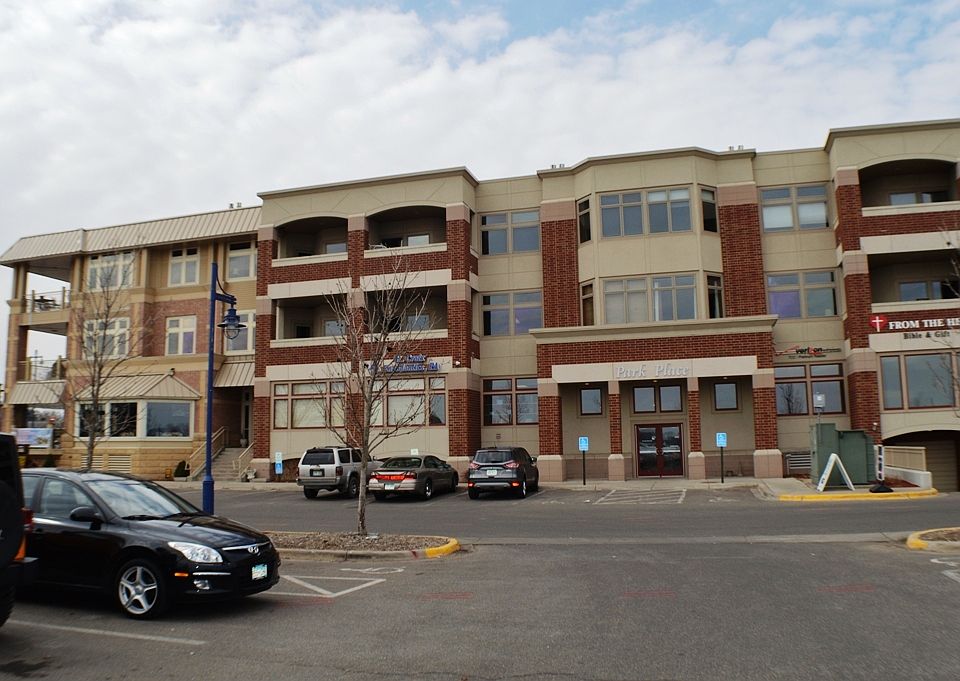 1st image of 25 Lake St N Unit 203