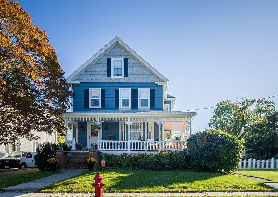 77 Green St, Fairhaven, MA 02719 | Zillow