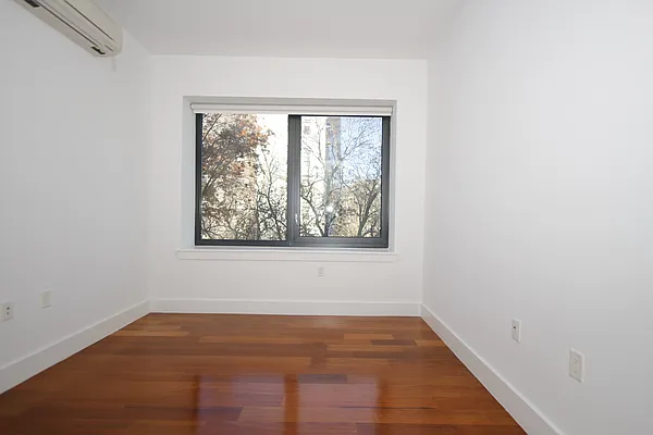 Rented by Sotheby's International Realty | media 20