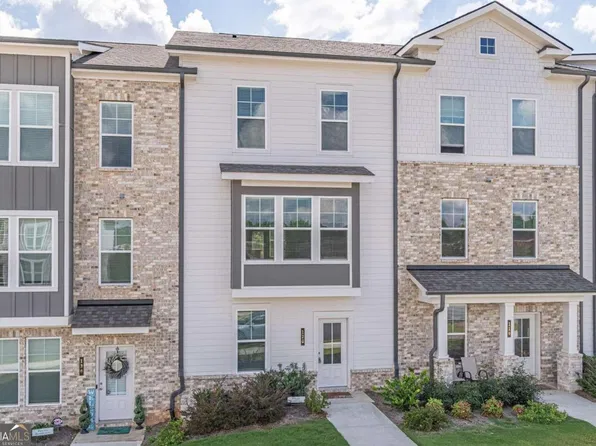 120 Cobalt Dr, Fayetteville, GA 30214