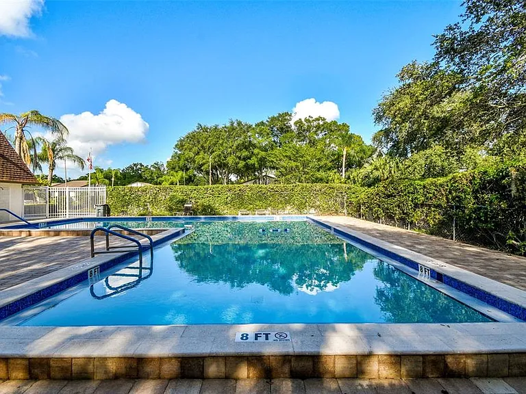 2945 Grovewood Blvd #A — Photo 87
