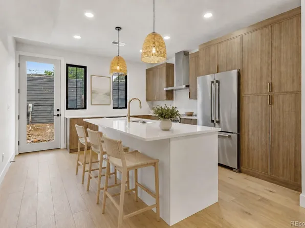 812 Dahlia Street, Denver, CO 80220