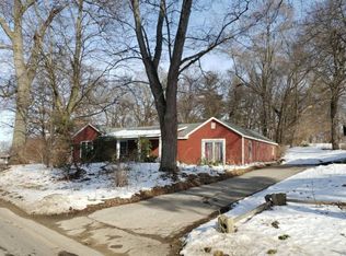 137 Coats Grove Rd, Hastings, MI 49058