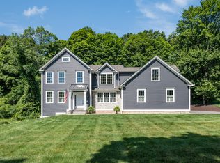 511 Mountain Rd, West Hartford, CT 06117