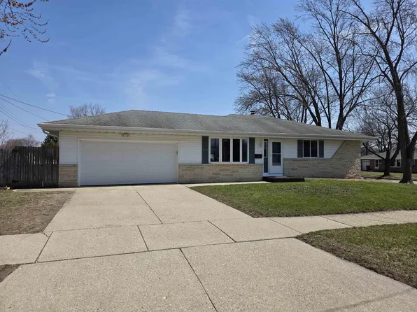 1841 South Walnut Street, Janesville, WI 53546