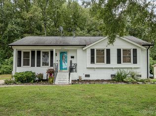 3343 Misty Wood Dr, Charlotte, NC 28269