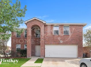 3825 Foxhound Ln, Fort Worth, TX 76123