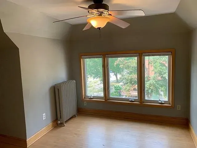 4 bed, 1.5 bath, $2,000 — Photo 4