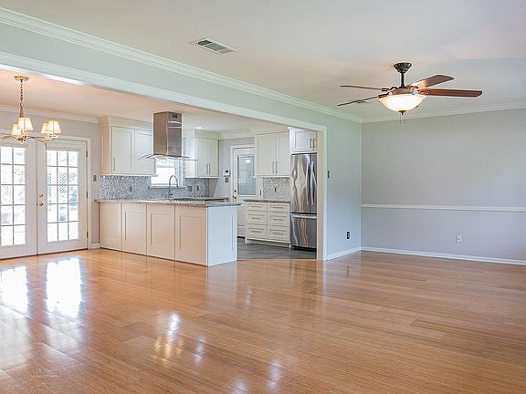 4th image of 4755 Galewood Ln