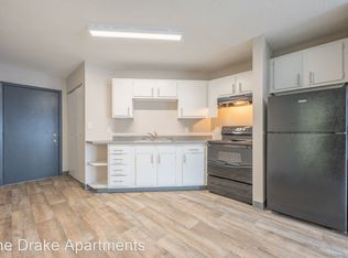 1304 34th St #406, Des Moines, IA 50311
