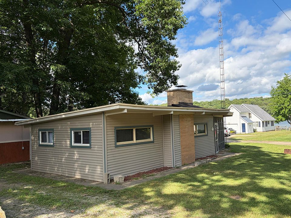 1st image of 3454 George Dr