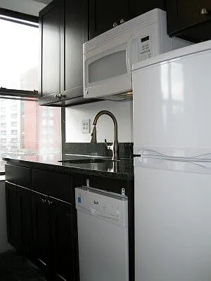 Rented by Tower Brokerage | media 26