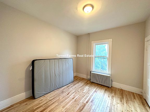 5th image of 158 Boston St #2A