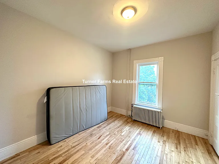 158 Boston St #2F — Photo 9