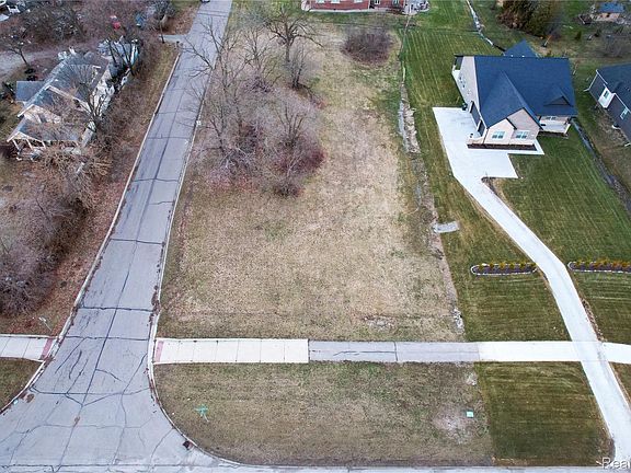 4th image of NULLD S Rochester Rd